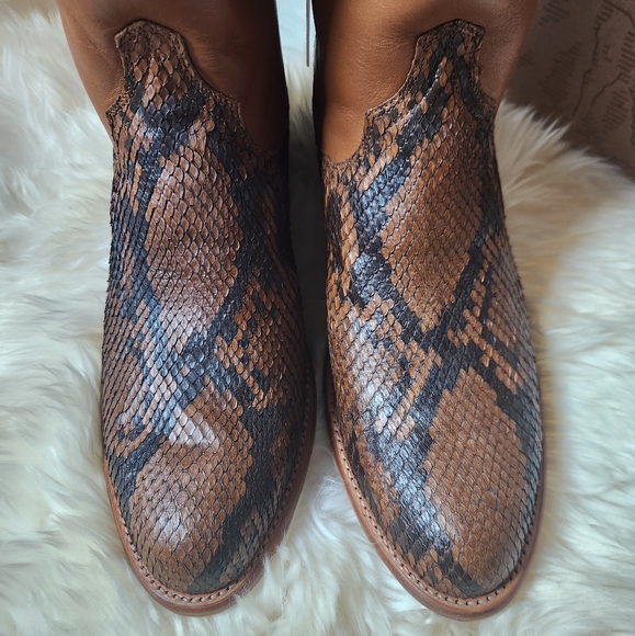 Tecovas- Python Billy Boot - Picture 4 of 12